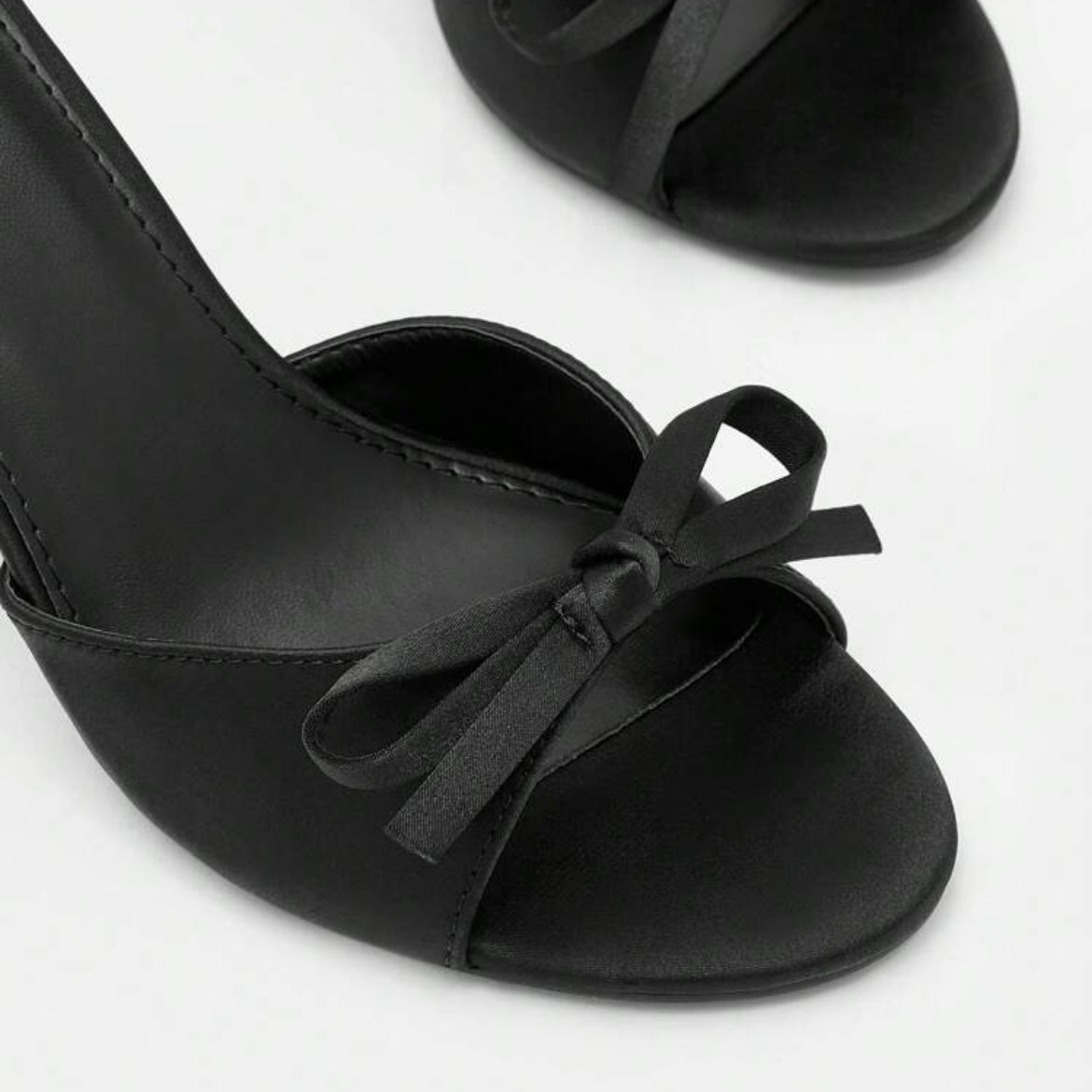LILA BLACK BOW HEELS