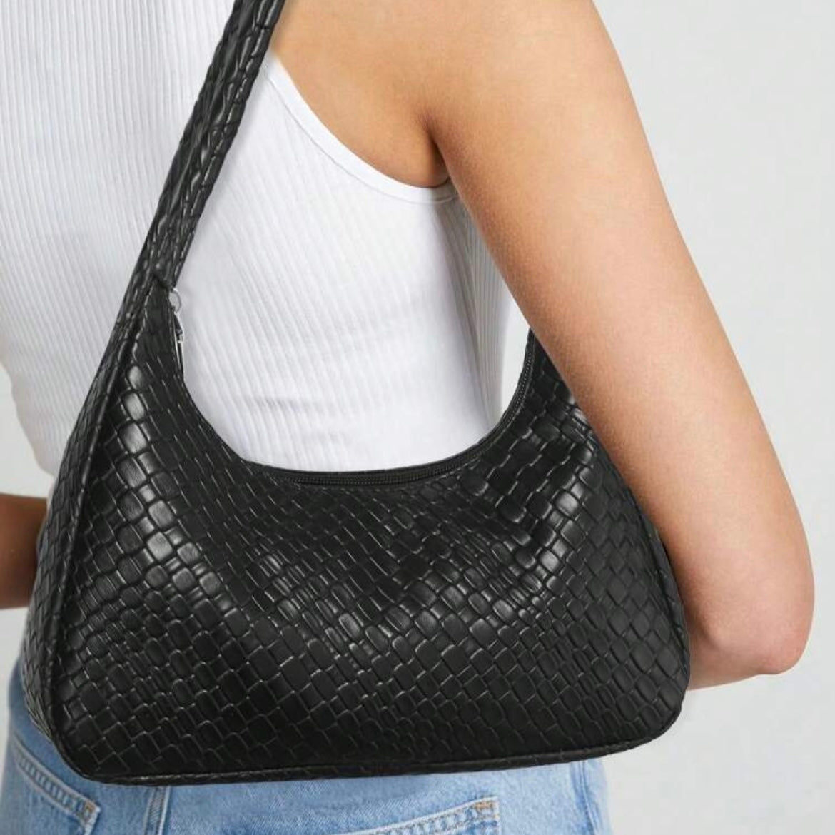 BELLA BLACK SHOULDER BAG