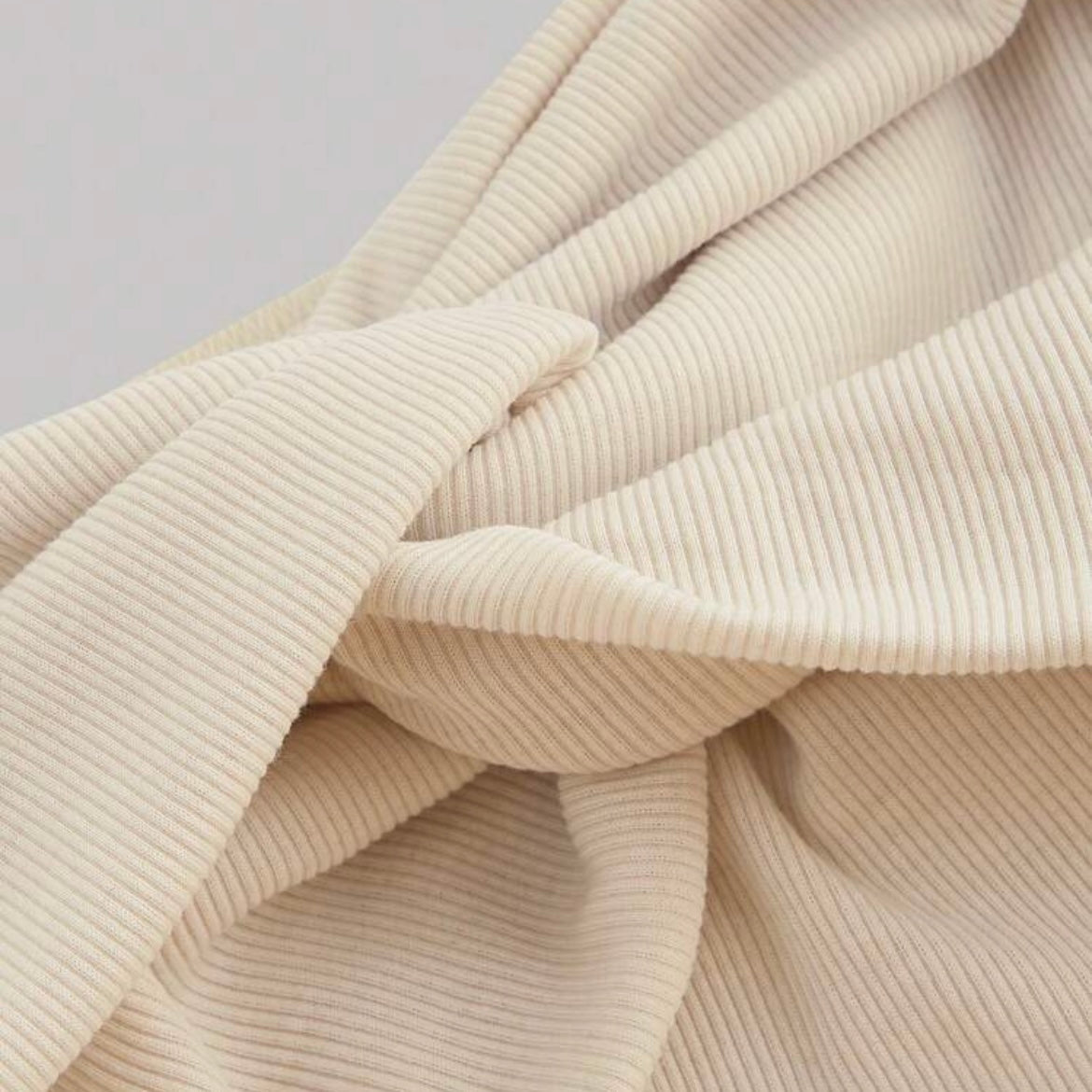 GABI APRICOT TWIST FRONT TOP